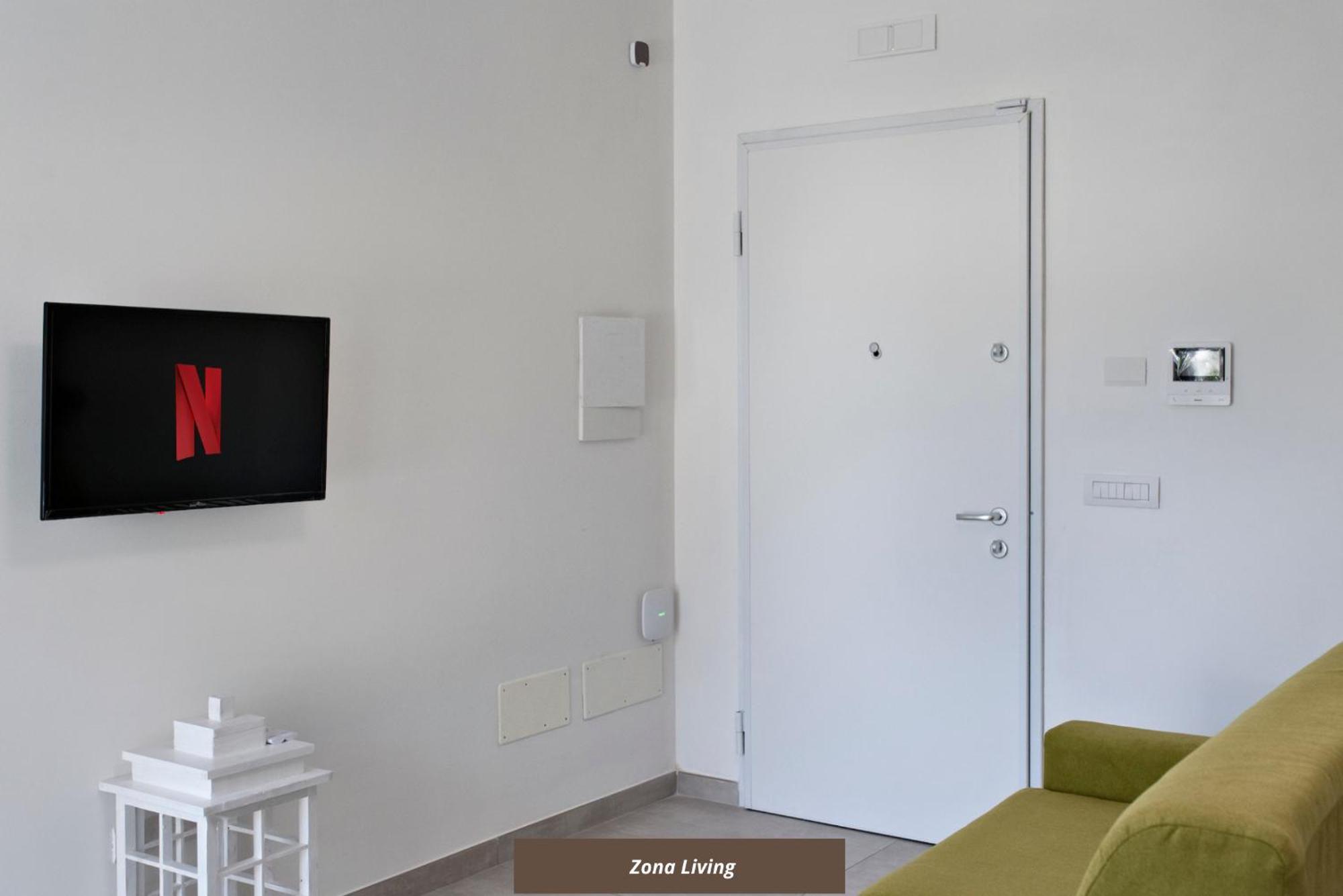 Renoir - Balcone E Box Auto - Selection * Lecce